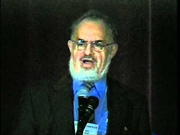 Xcon 2004 - Stanton Friedman - UFOs - The Cosmic Watergate Cover-Up