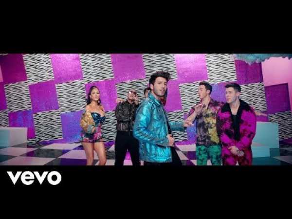 Sebastián Yatra, Daddy Yankee, Natti Natasha - Runaway ft. Jonas Brothers