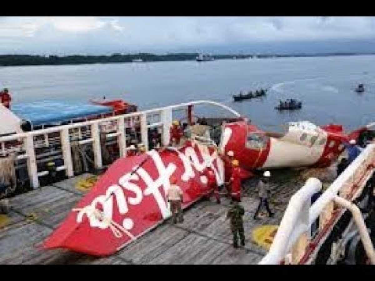 Seconds From Disaster - Air Asia Flight 8501